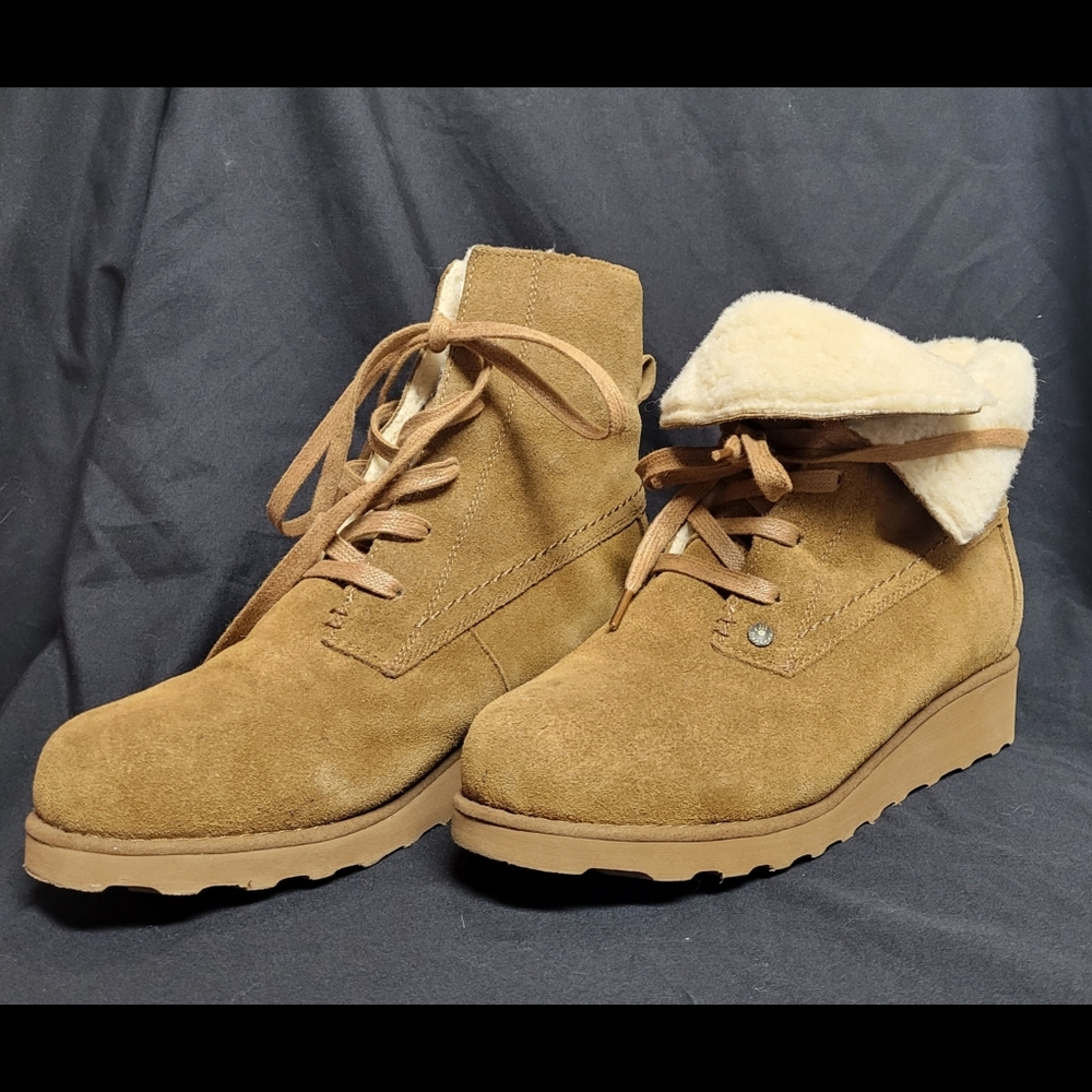 Bear Paw size 9 camel/tan suede boots wool blend warm